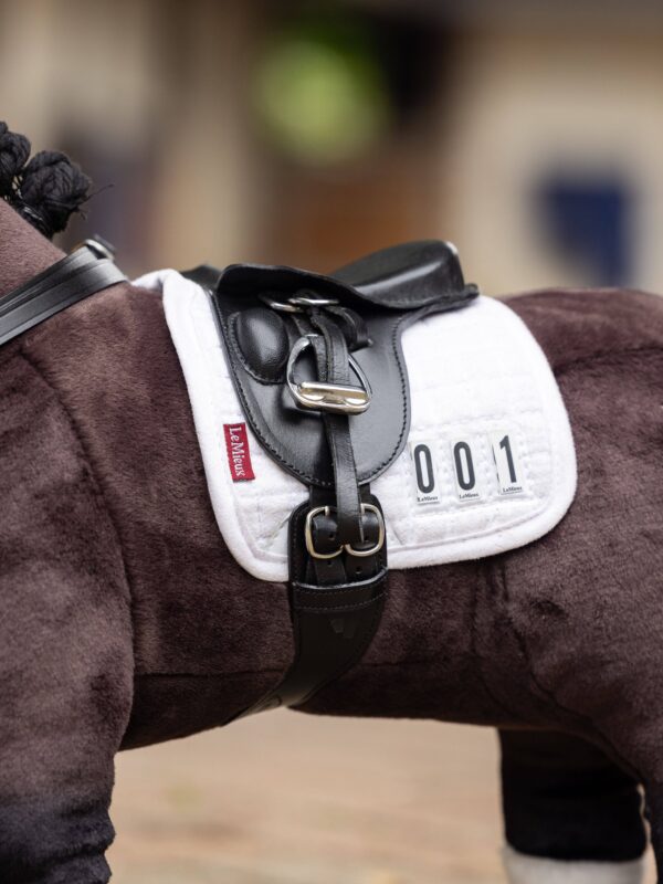 LeMieux Toy Pony Dressyr Schabrak Vit - Bild 2